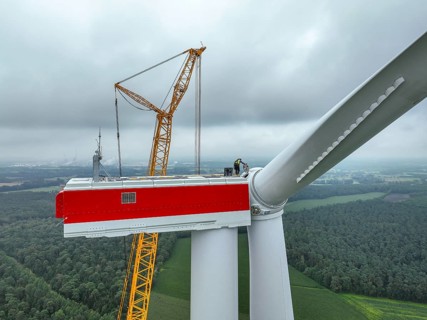 Dorsten, North Rhine-Westphalia, Germany, construction of a wind turbine. A large mobile crane