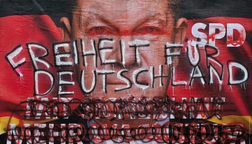 Denigration of a large poster for the 2025 federal election by the SPD with Olaf Scholz, Witten,