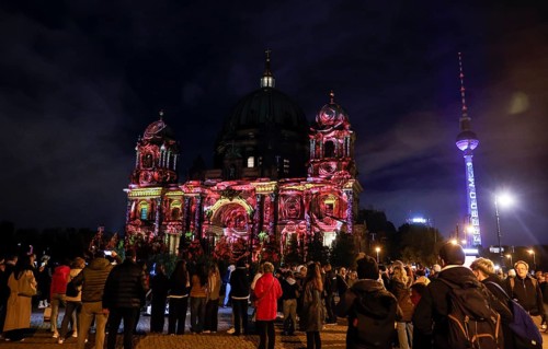 Festival of Lights, illuminated Berlin Cathedral and TV Tower, 07.10.2024, Berlin, Berlin, Germany,