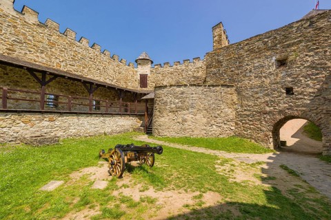 Lubovna Castle, built at the end of the 13th century. Station 6 and 7, Western Renaissance bastion