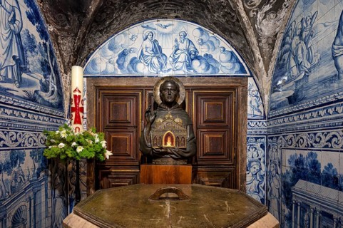 Interior, Azulejos, Tiles, Tile decoration, Baptistery, Baptistery, Lisbon Cathedral, Sé Patriarcal