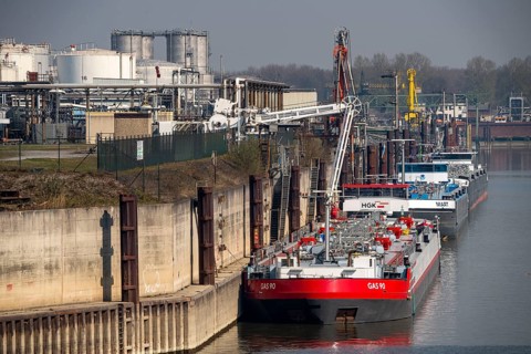 Duisport, Ruhrort harbour, oil island, TanQuid tank farm, for mineral oil products, chemical