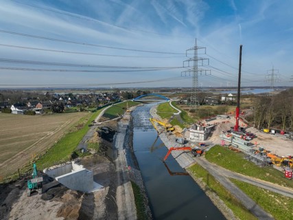 Dinslaken, Voerde, North Rhine-Westphalia, Germany - New Emscher estuary into the Rhine. New