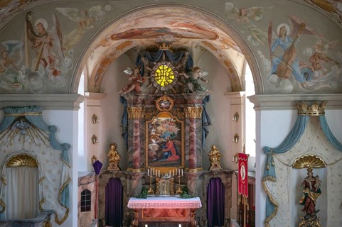 Altar with Lenten cloth, 18th century, St Laurentius and Agatha Church, Frankenhofen, Kaltental,