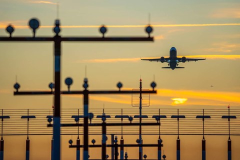Düsseldorf International Airport, DUS, take-off and landing runway, aircraft taking off, Runway