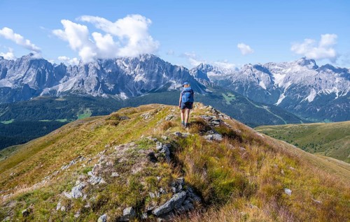 Hiker on the Carnic High Trail, Carnic Main Ridge, Carnic Alps, Carinthia, Austria, Europe