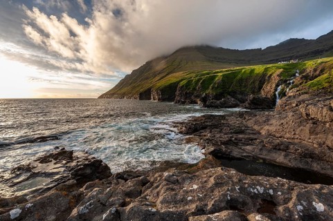 Coast with cliffs and mountains, sea, Vidareidi, Vidoy Island, Viðareiði, Viðoy Island, Faroe