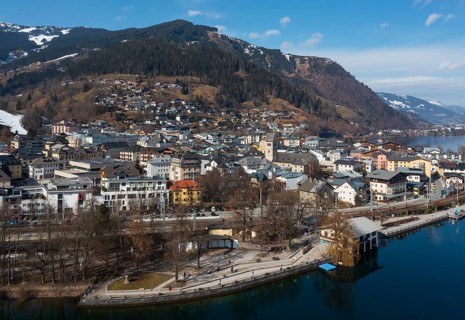 Drone shot, city view, Zell am See, Zeller See, Pinzgau, Land Salzburg, Austria, Europe