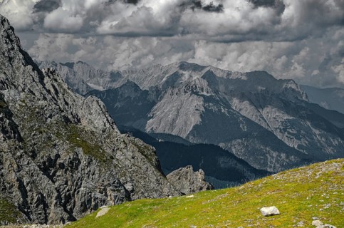 Dramatic weather mood, At the Hafelekar, View from the Karwendelblick of the Innsbruck Nordkette to
