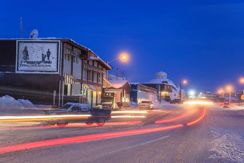 Snowy road, city, cars, buildings, cold, snow, twilight, moonlight, Arctic, Inuit settlement,