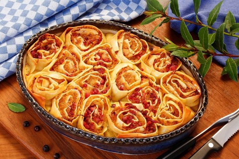 Swabian cuisine, Swabian doughnuts in a casserole dish, Swabian pasta sack, stuffed pasta pancakes