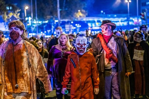 The Zombiewalk in Essen, on Halloween several hundred people, some dressed as scary zombies,