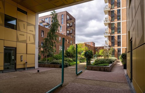 De Groene Kaap residential complex, in the Rotterdam Feijenoord district, on the Maashaven,