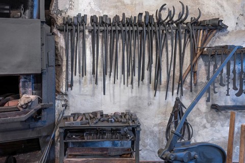 Forging tools in a historical hammer forge, Industrial Museum Lauf, Sichardstr., Lauf an der