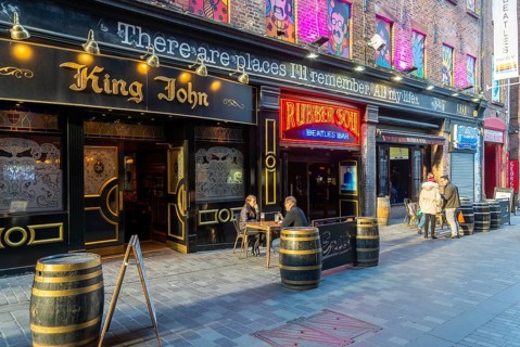 King John pub, Rubber Soul Beatles bar, Mathew Street, Liverpool, Merseyside, England, UK