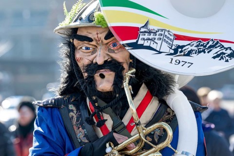Guggenmusik Japanese
