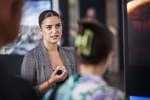 Exhibition at the Federal Foreign Office in Berlin: Jihan Alomar survived the genocide of the