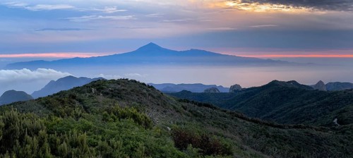 Sunrise, view of Mount Teide from Alto de Garajonay, Tenerife, Garajonay National Park, La Gomera,