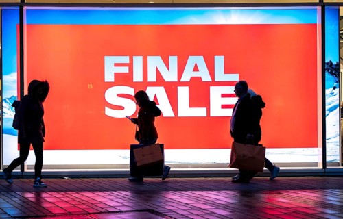 Final Sale, Clothing department stores' on Schadowstraße, large poster in the shop window