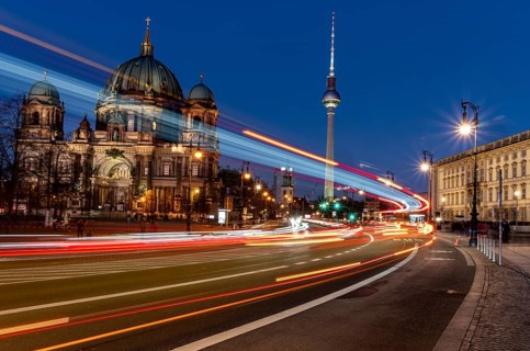 Night shots, Berlin Mitte, street traffic at Berlin Cathedral, Berlin, Germany, Europe