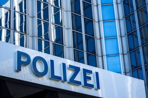 Police, building of a police authority Symbolic image