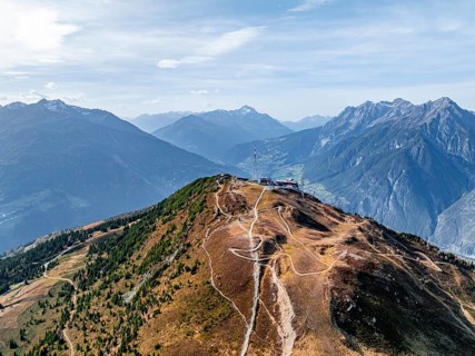 Summit with mountain railway, Venet mountain railway, Venet, Ötztal Alps, Tyrol, Austria, Europe