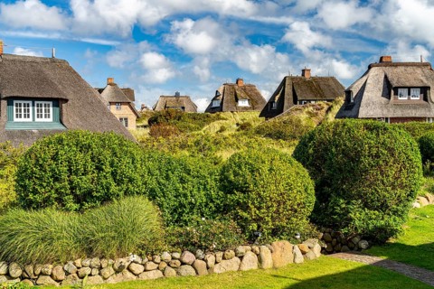 Thatched roof houses near List, island of Sylt, North Friesland district, Schleswig-Holstein,