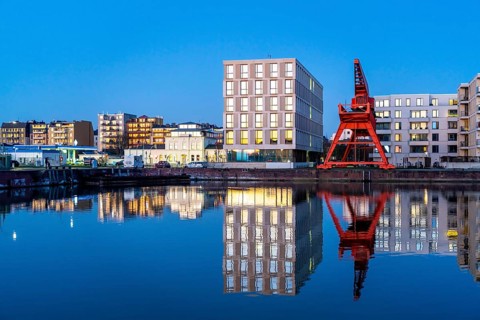 New harbour, harbour basin, harbour district, residential buildings, office buildings, marina and