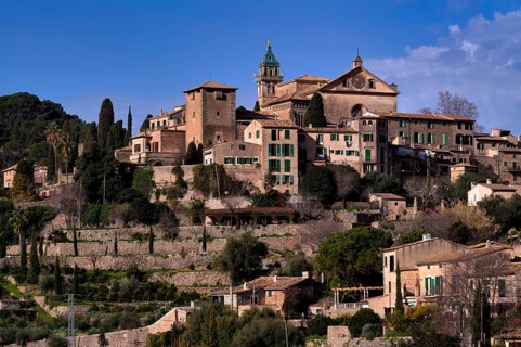 View of the mountain village of Valldemossa, Church Iglesia de la Cartuja, Real Cartuja (Royal