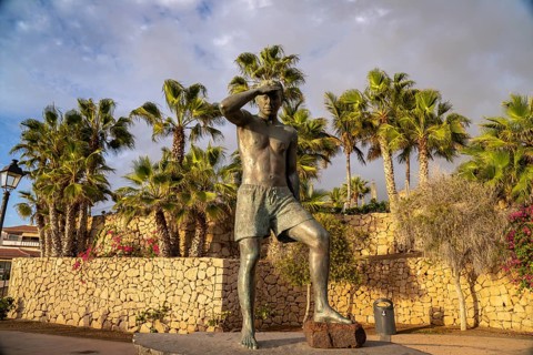 Monument at the Mirador Javier Pérez Ramos at Playa del Duque, Costa Adeje, Tenerife, Canary