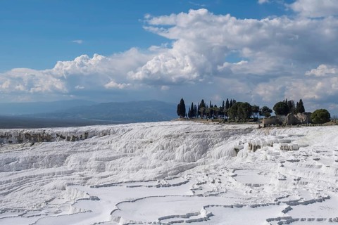 Sintered limestone terraces of Pamukkale, Pamukkale, Denizli province, Aegean region, Turkey, Asia