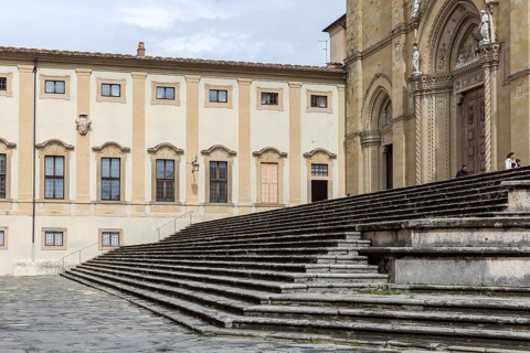 Cathedral steps at the cathedral, Arezzo, Tuscany, Italy, Europe