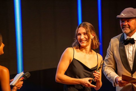 Rose garden Mannheim: Award Night 2024 / Rhine-Neckar Sports Award. Picture: Sven Ottke presents