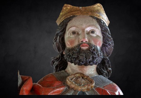 Head of Christ, detail of the palm donkey on a black background, wooden figure from around 1470,