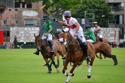 Scene from the 131st Argentine Open Polo Championship (Spanish: Campeonato Argentino Abierto de