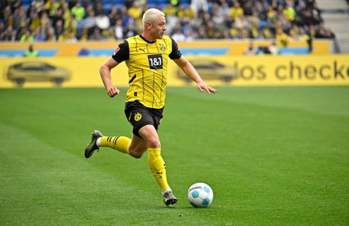 Julian Ryerson Borussia Dortmund BVB (26) Action on the ball PreZero Arena, Sinsheim,