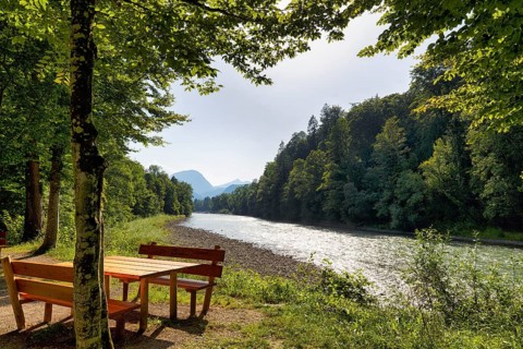 River landscape with picnic area on the Saalachtal cycle path, Saalach, Piding, Germany, Europe