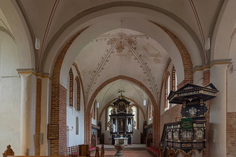 Interior of St Mary's Church, Brick Gothic, at the back the 18th century Baroque altar, on the