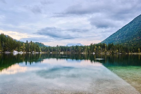 Hintersee in autumn colours, Ramsau, Berchtesgaden National Park, Berchtesgadener Land district,