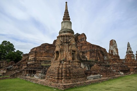 Ruined temple in Wat Mahathat, Temple of the Great and Holy Relic, Ayutthaya, Ayutthaya Province,