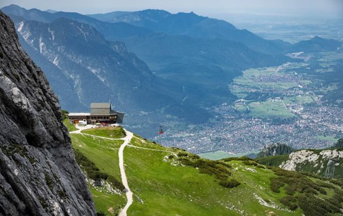 Alpspitzbahn, Osterfelderkopf with mountain railway, Grainau, Garmisch-Patenkirchen, Wetterstein