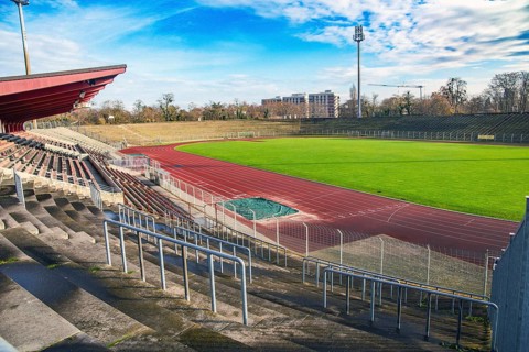 Südweststadion Ludwigshafen. Bis in die 1960er Jahre wurden hier wichtige Fußballspiele ausgetragen