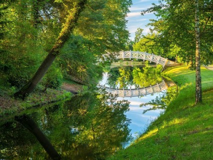 The Chinese or White Bridge in Wörlitz Park in the evening light, Garden Kingdom Dessau-Wörlitz,
