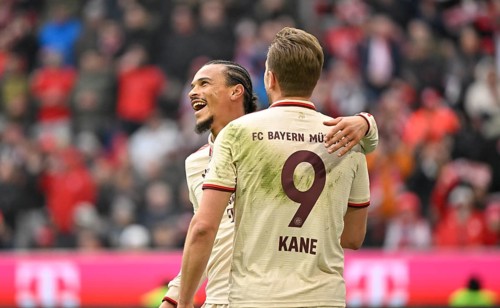 Goal celebration Harry Kane FC Bayern Munich FCB (09) Leroy Sane FC Bayern Munich FCB (10) Allianz