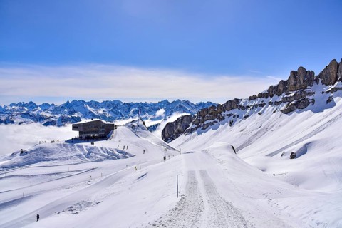 On the right the rock faces of the Hoher Ifen (2230 m) in Kleinwalsertal, on the left the mountain
