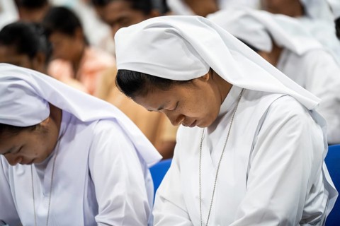 Nuns offer ceremonial tribute in honour of Pope Francis in Guwahati, Assam, India on April 26, 2025