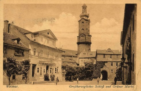 Historical postcard, picture postcard, Grand Ducal Palace and green market, Weimar, Thuringia,