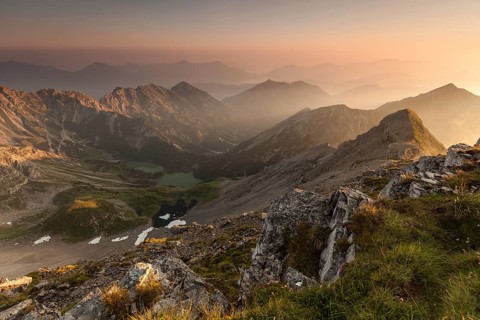 Sunrise on the Soiernspitze with a view of the Soiernsee lakes