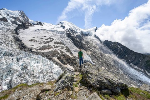 Mountaineers on the glacier, High alpine glaciated mountain landscape, La Jonction, Glacier des