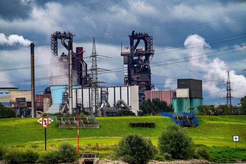 Thyssenkrupp Steel steelworks in Duisburg-Bruckhausen, blast furnaces 8 and 9, Rhine, Duisburg,